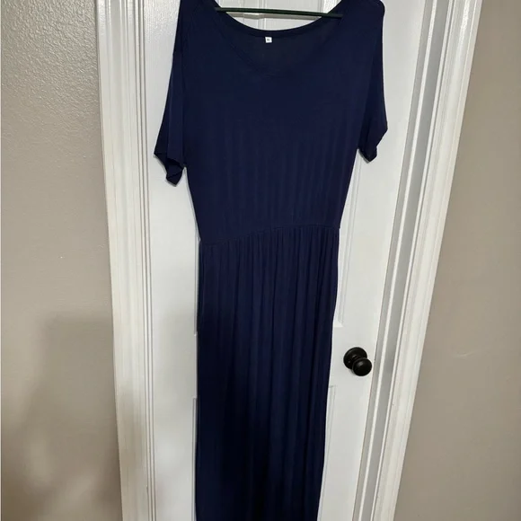Elegant Navy Blue Maxi Dress - Picture 3 of 5